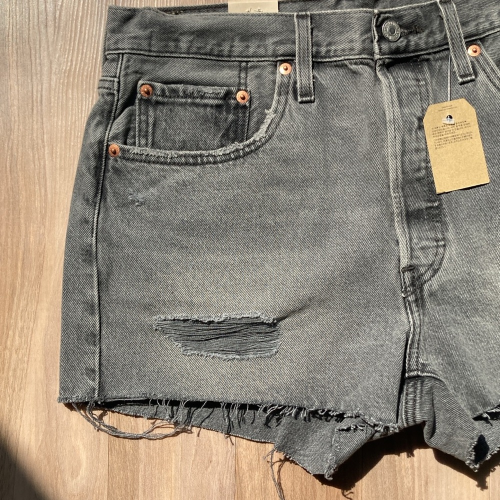 Levi’s 501 jean short distressed high rise 501 jean cotton denim cutoff size 31 - Picture 6 of 17